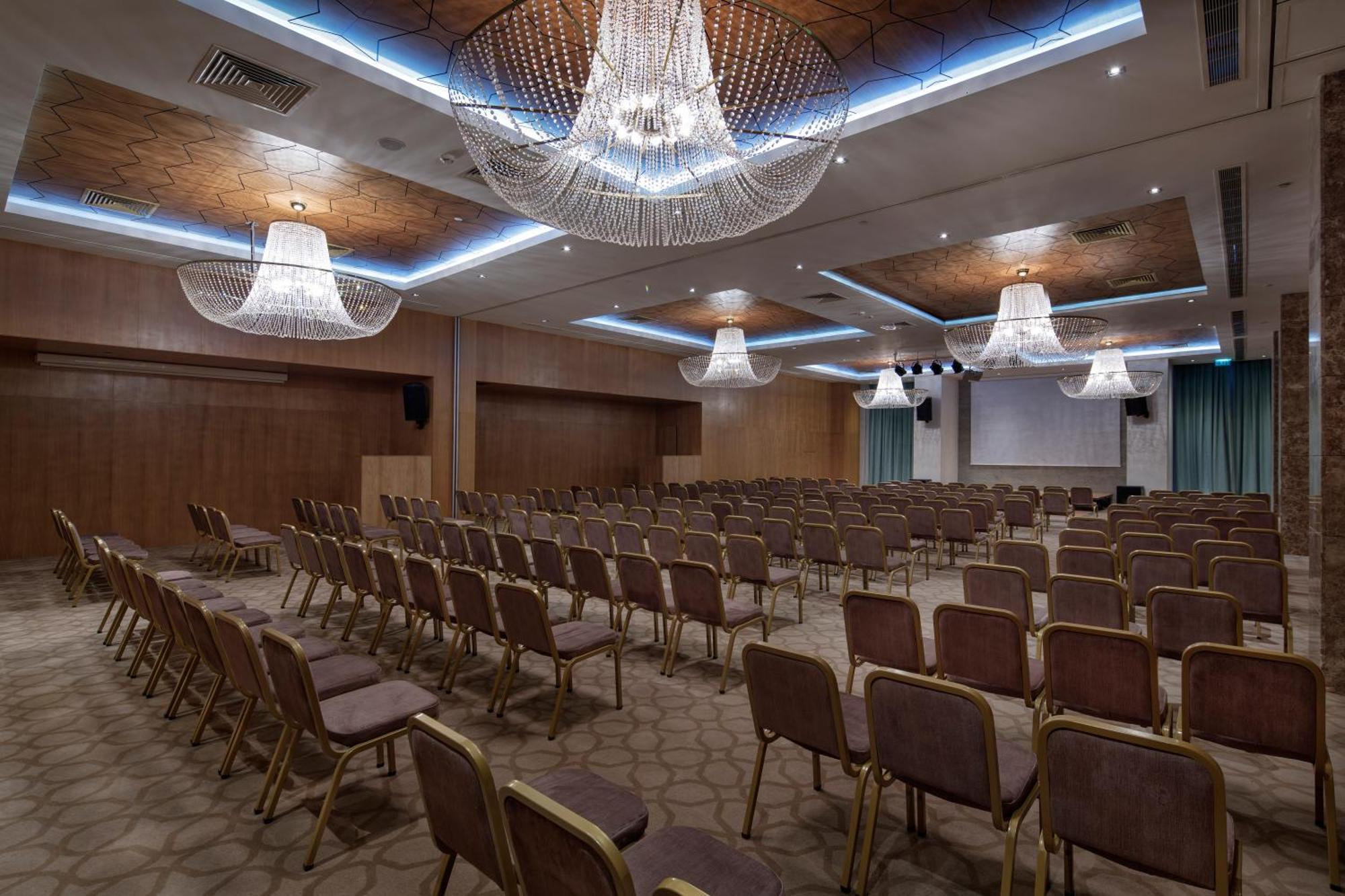 Wyndham Garden Diyarbakir Hotel Exterior photo